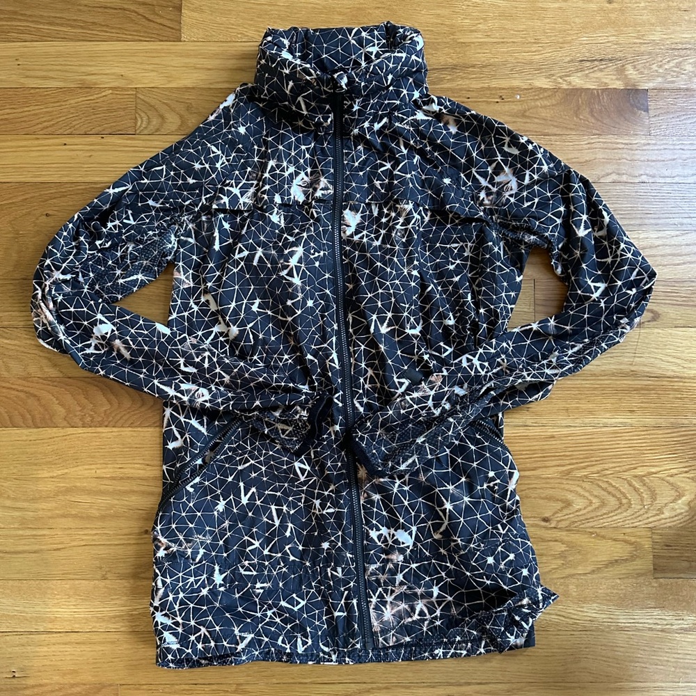 Lululemon Windbreaker